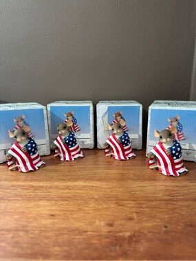 🇺🇸 Charming Tails “Wrapped With Pride” Figurine #89/139 Fitz & Floyd (Set of 4)